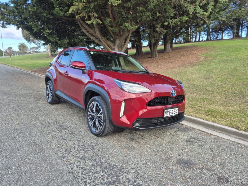 2021 Toyota Yaris Cross Limited 1.5P HV ECVT FW... image 3