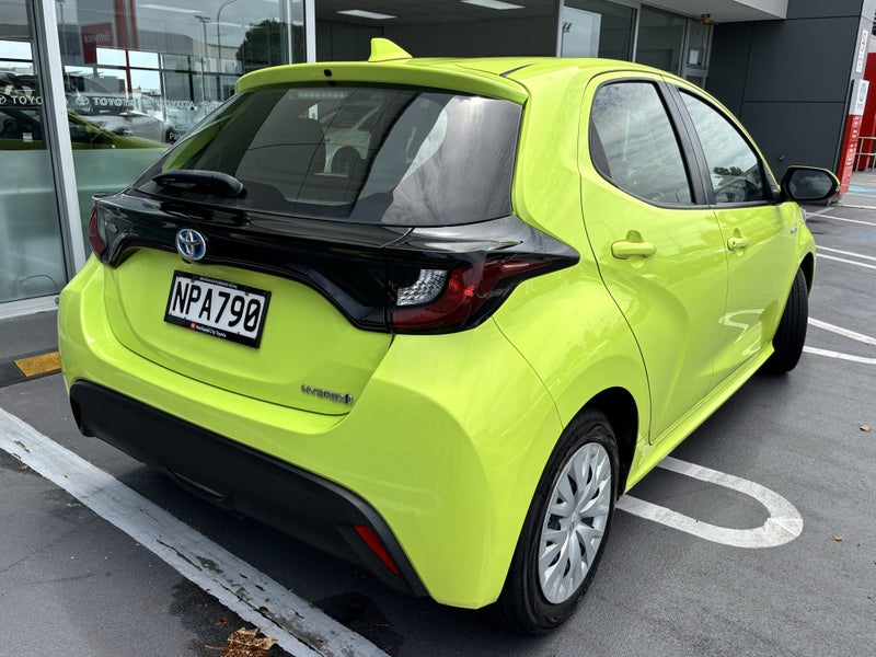 2021 Toyota Yaris GX 1.5 HYBRID ECONOMICAL HATCH image 3
