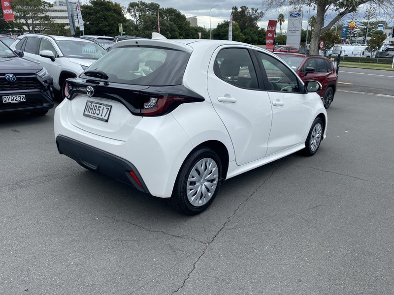 2021 Toyota Yaris GX 1.5P image 2