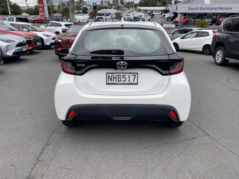 2021 Toyota Yaris GX 1.5P image 3