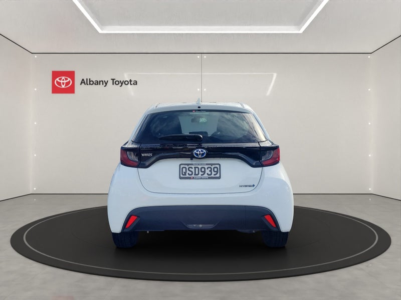 2021 Toyota Yaris GX 1.5P HV ECVT FWD HB/5D/5S... image 4
