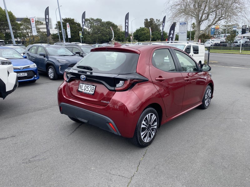 2021 Toyota Yaris GX 1.5P Hybrid image 2