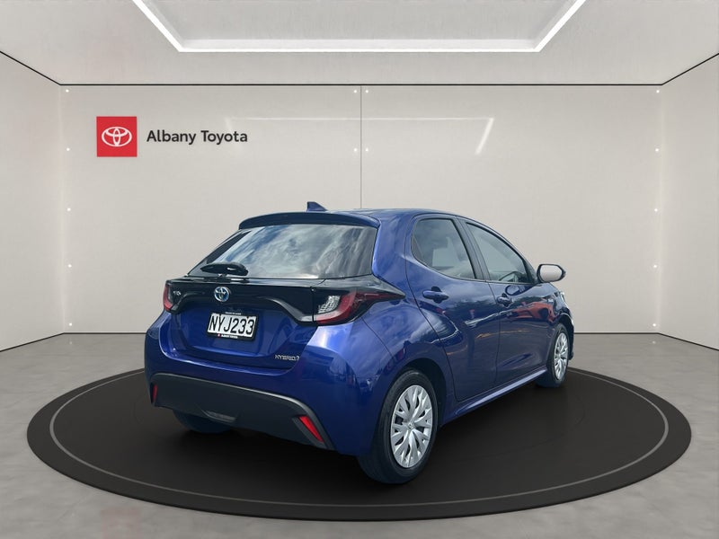 2021 Toyota Yaris GX 1.5PH/CVT image 3