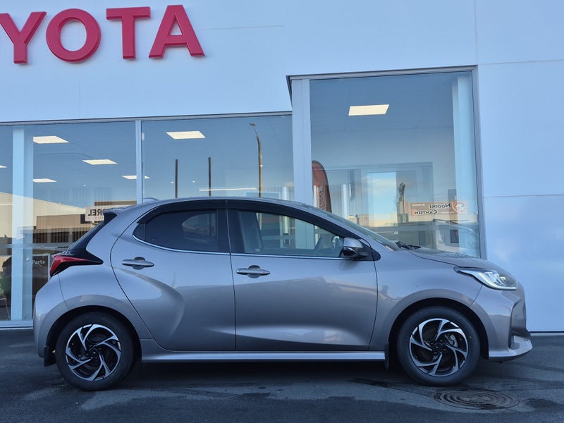 2021 Toyota Yaris Z 1.5P HYBRID Auto image 2