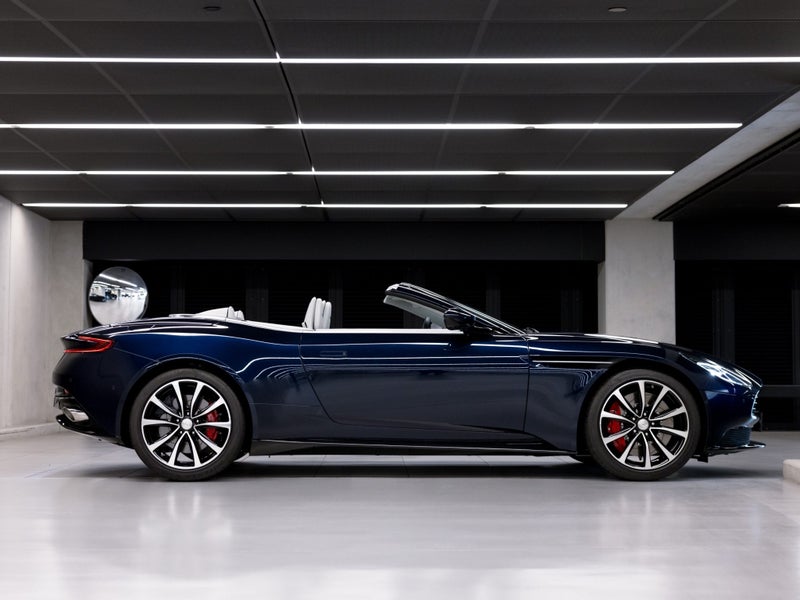 2022 Aston Martin DB11 V8 Volante image 3