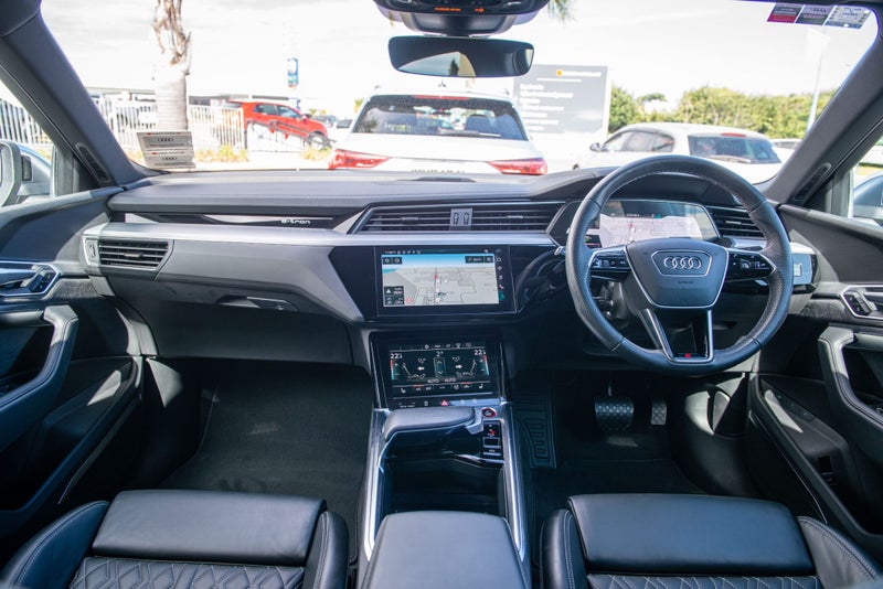 2022 Audi e-tron S Sportback 370kW quattro image 3
