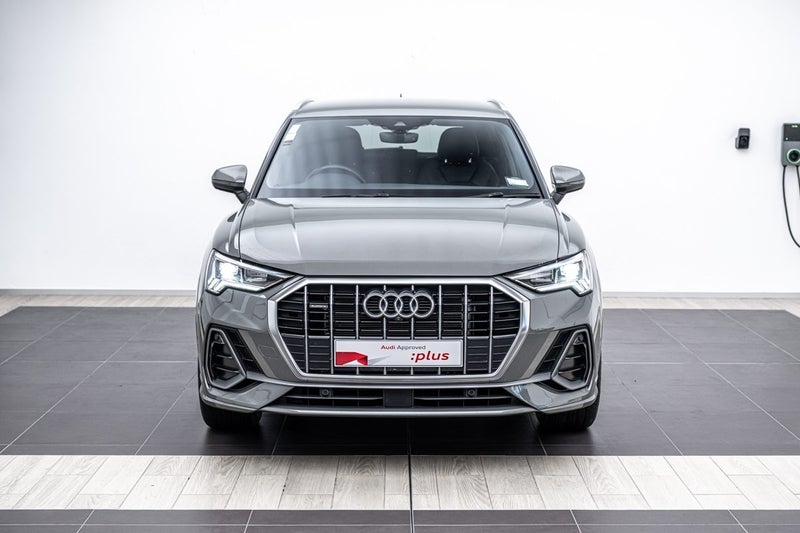 2022 Audi Q3 45 TFSI Q S TRONIC 180KW image 5