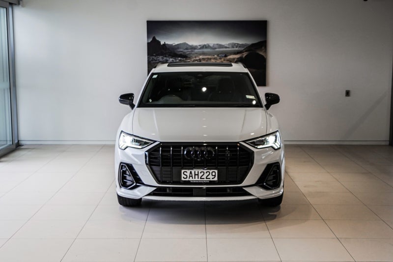 2022 Audi Q3 45Tfsi 180Kwq S Line image 4