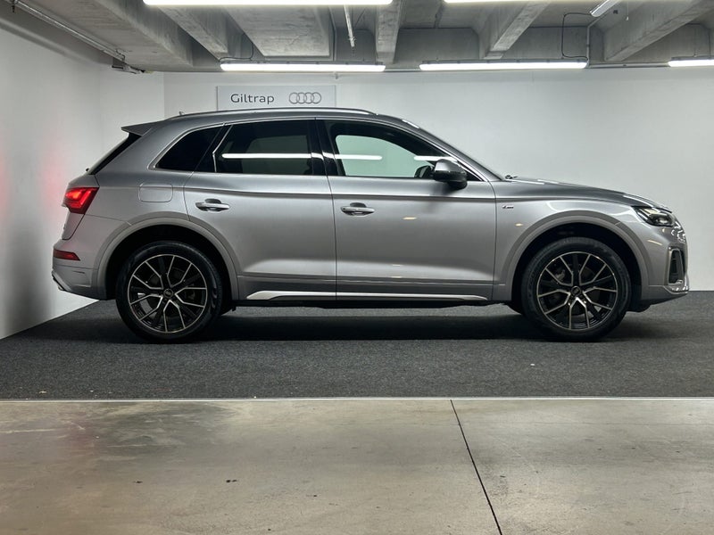 2022 Audi Q5 S line 40 TDI q S Tronic (150 kW) image 3