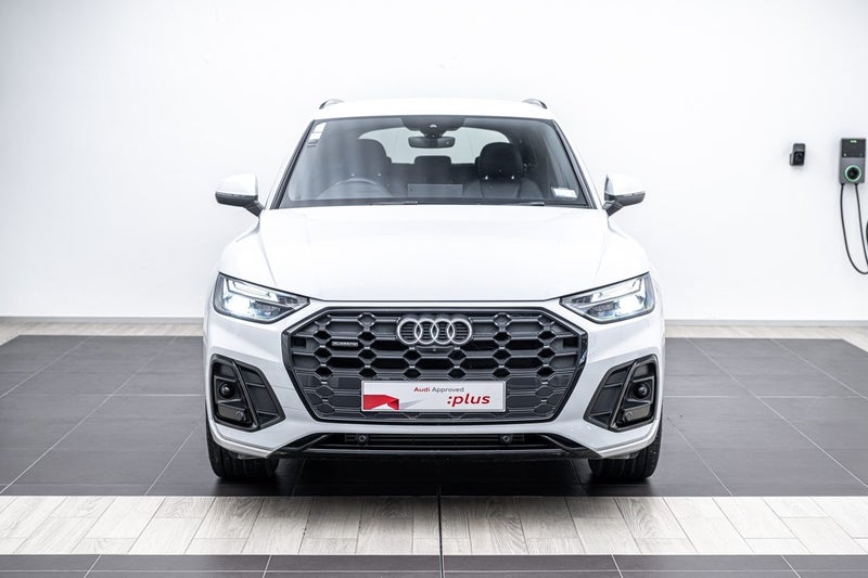 2022 Audi Q5 S LINE 45 TFSI Q 183KW S TRONIC image 5