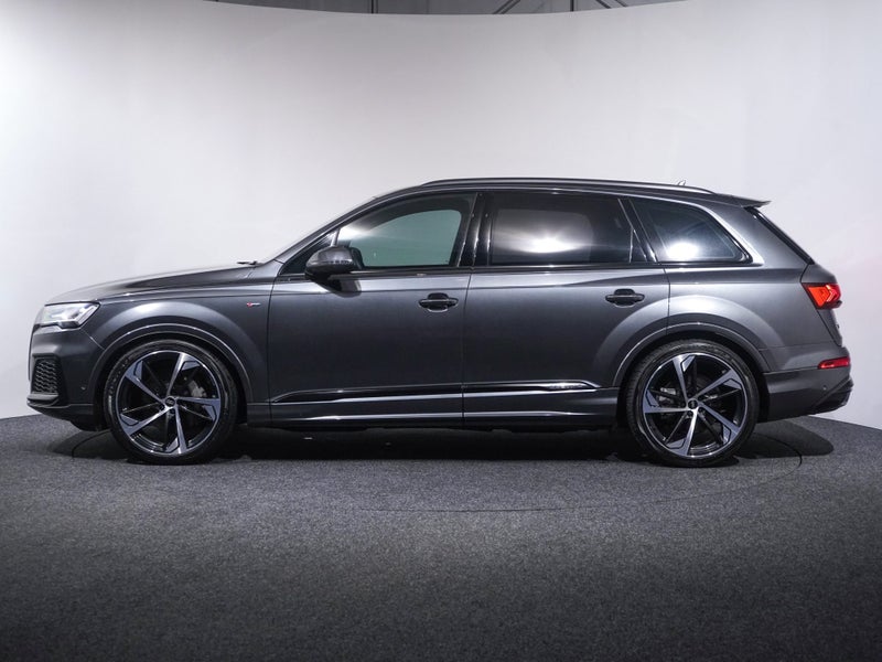 2022 Audi Q7 S-line 50 TDI quattro image 4