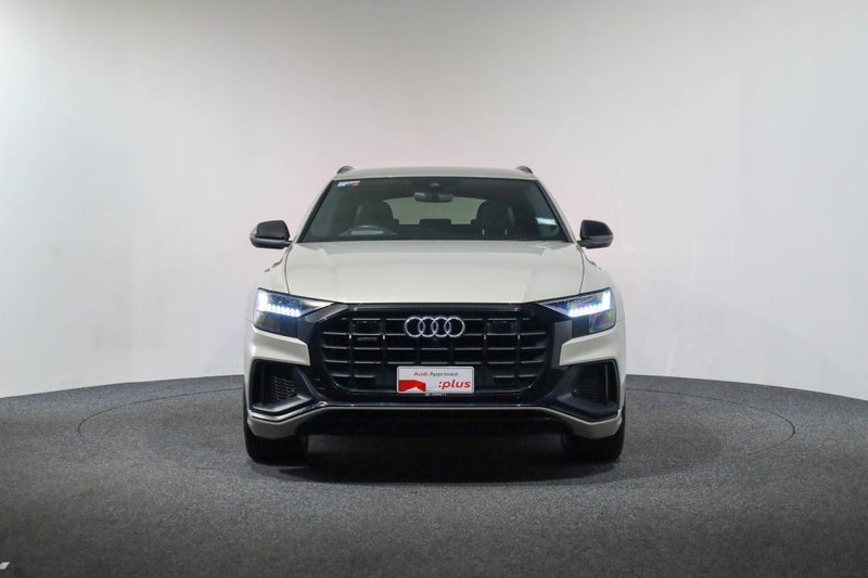 2022 Audi Q8 S-line 55 TFSI 250kW quattro image 2