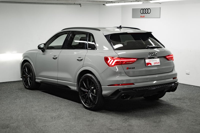 2022 Audi RS Q3 (294 kW) image 4