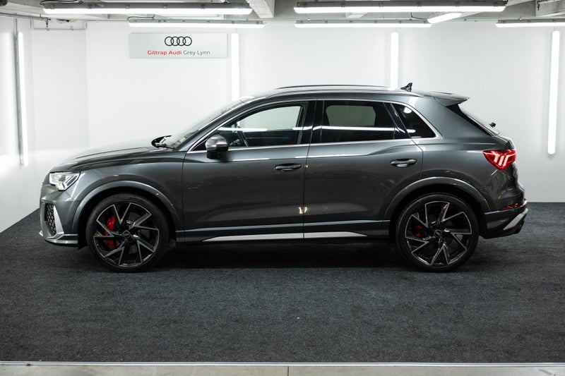 2022 Audi RS Q3 (294 kW) image 4