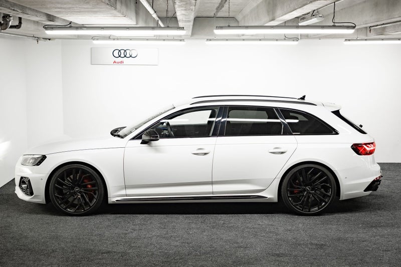 2022 Audi RS4 RS 4 Avant (331kW) image 3