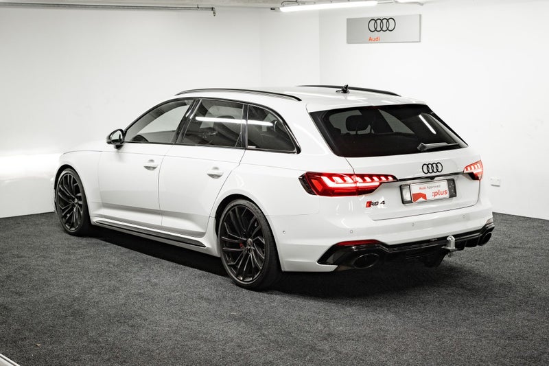 2022 Audi RS4 RS 4 Avant (331kW) image 4