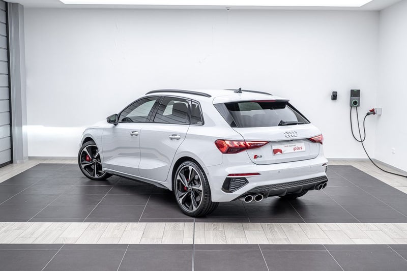 2022 Audi S3 SPORTBACK image 3
