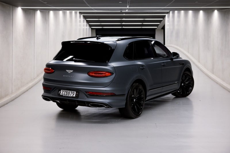 2022 Bentley Bentayga Speed image 3