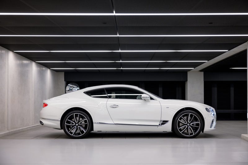 2022 Bentley Continental GT V8 image 5