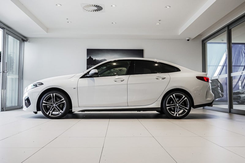 2022 BMW 218i Gran Coupe M Sport + Comfort Lite image 2