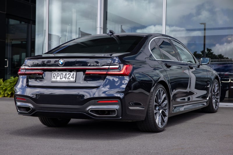 2022 BMW 730D image 5