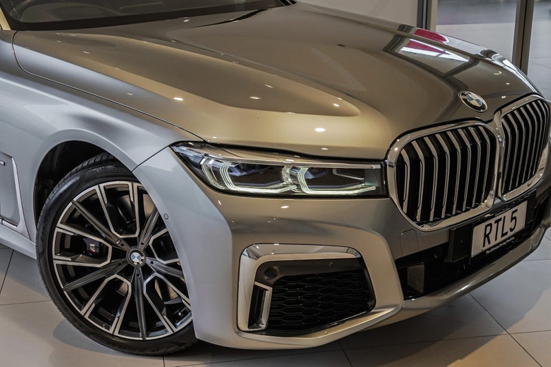 2022 BMW 730D M-Sport Package image 3