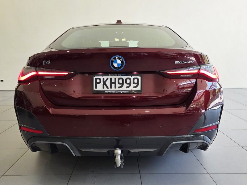 2022 BMW i4 eDrive40 Sport image 5