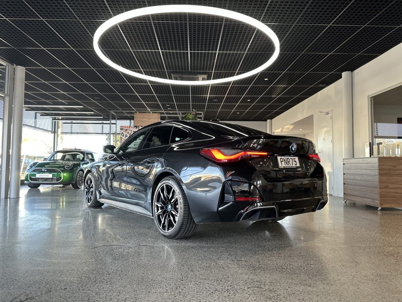 2022 BMW i4 M50 image 4