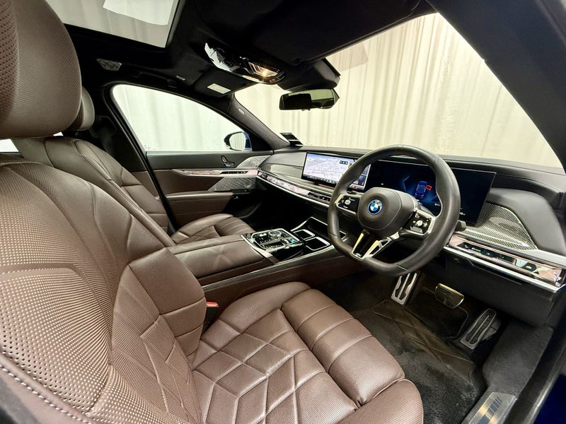2022 BMW i7 i7 xDrive60 image 4