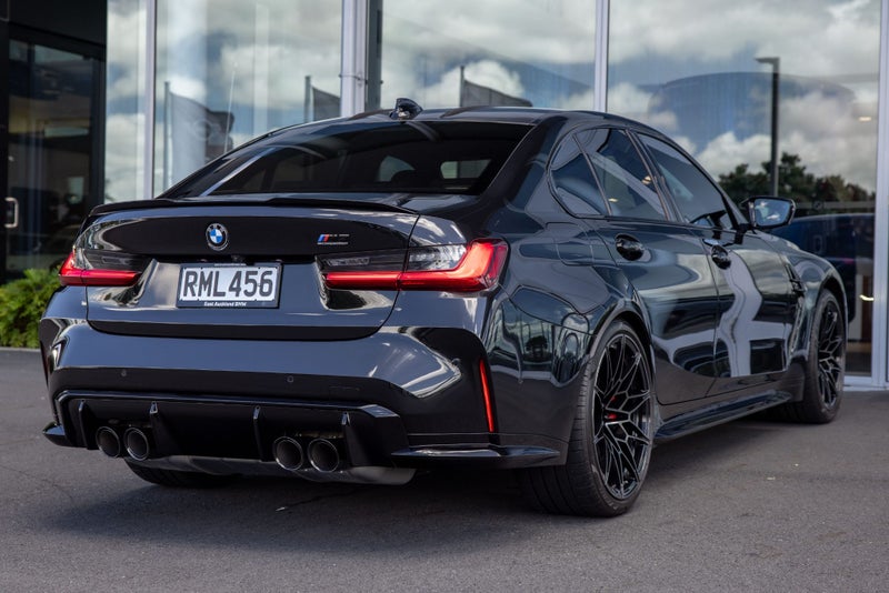 2022 BMW M3 Competition xDrive image 5