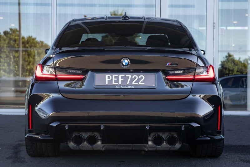 2022 BMW M3 M3 Comp. M Xdrive image 3