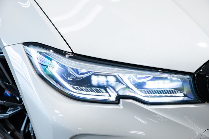 2022 BMW M340i xDrive Sedan M Performance + Vis... image 5