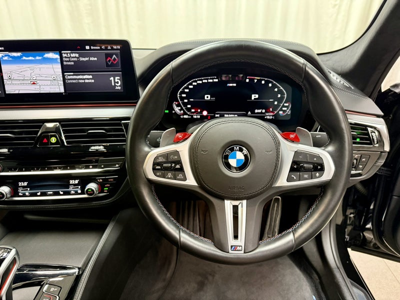 2022 BMW M5 M5 Sedan Pure image 5
