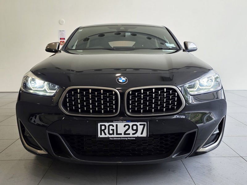 2022 BMW X2 M35i M Performance image 2