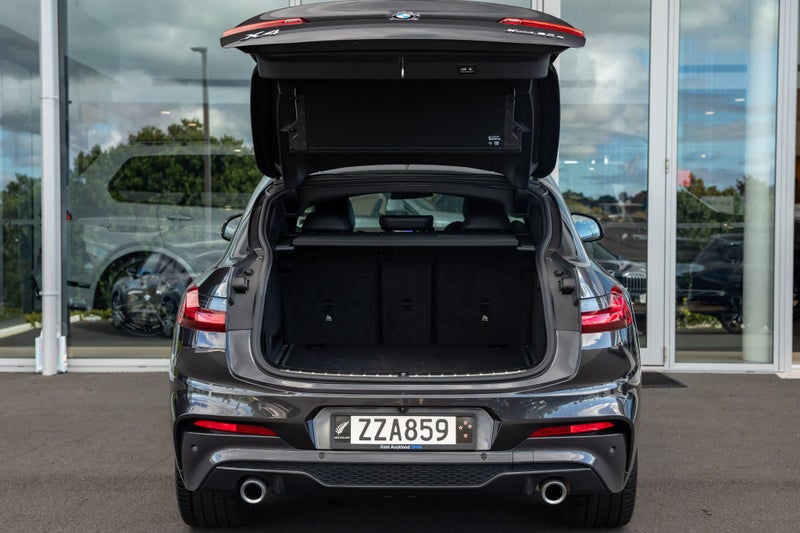 2022 BMW X4 X-Drive 20d image 4
