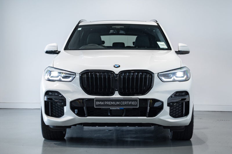 2022 BMW X5 xDrive30d M Sport + Innovations image 3