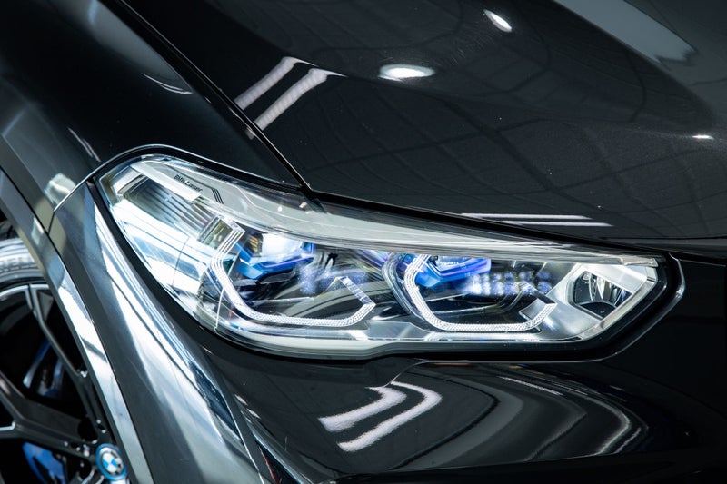 2022 BMW X5 xDrive45e iPerformance M Sport image 2