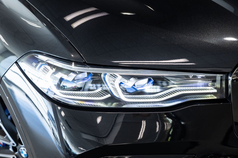 2022 BMW X7 M50d M Performance + Luxury image 4
