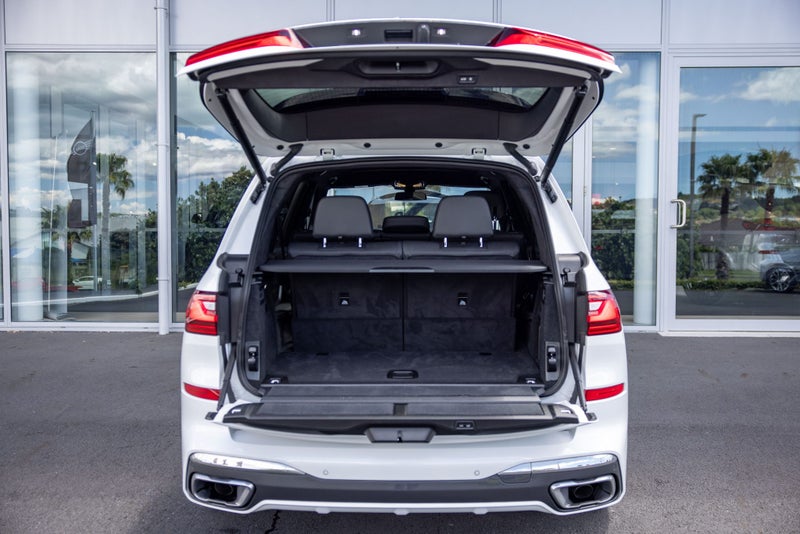 2022 BMW X7 xDrive30d image 4