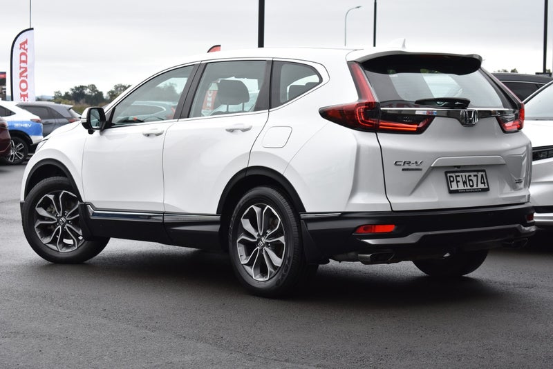 2022 Honda CR-V Touring **Facelift Model** image 5
