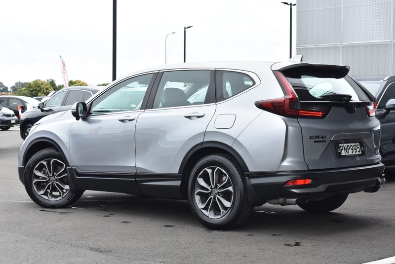 2022 Honda CR-V Touring **Facelift Model** image 5