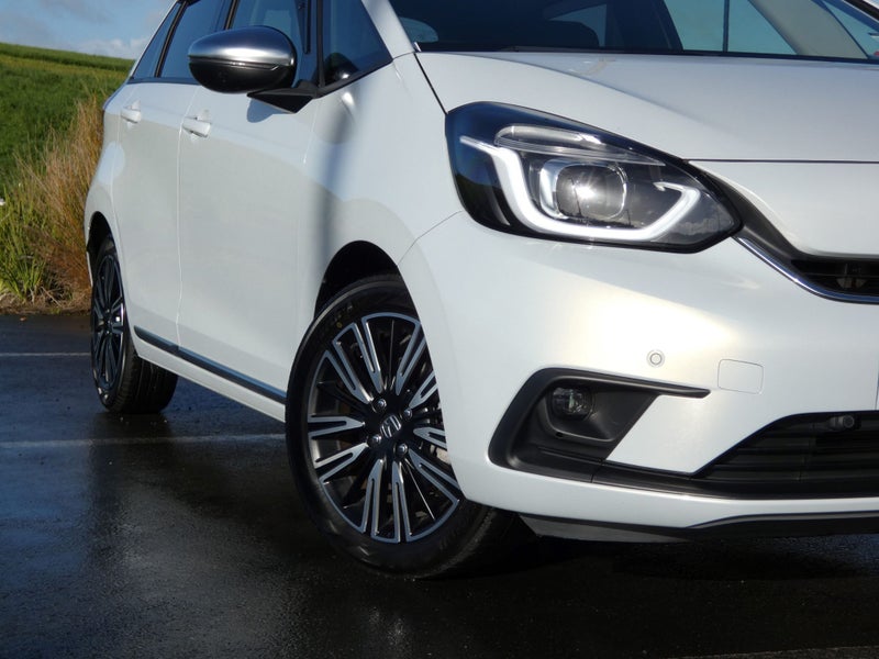 2022 Honda Jazz E:Hev Luxe image 2