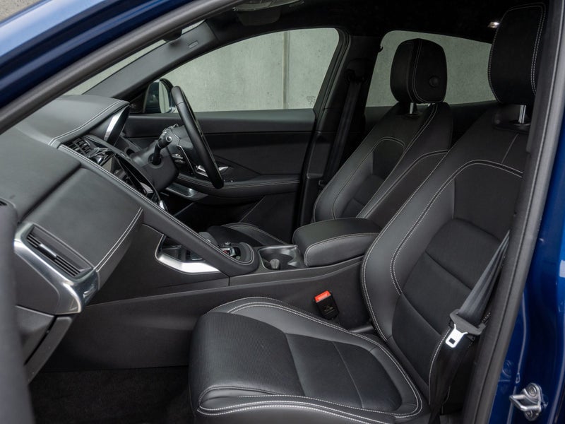 2022 Jaguar E-PACE P250 R-DYNAMIC SE 2.0 image 4