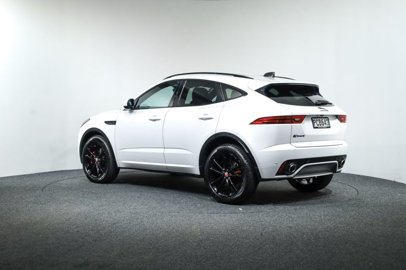 2022 Jaguar E-PACE P250 R-Dynamic SE image 2