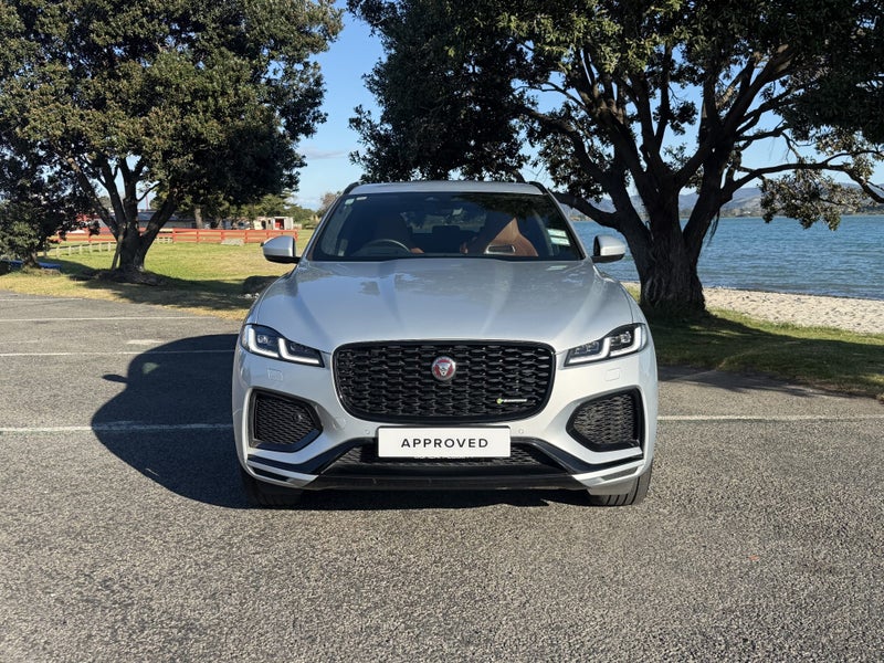 2022 Jaguar F-PACE D300 R-DYNAMIC HSE image 3