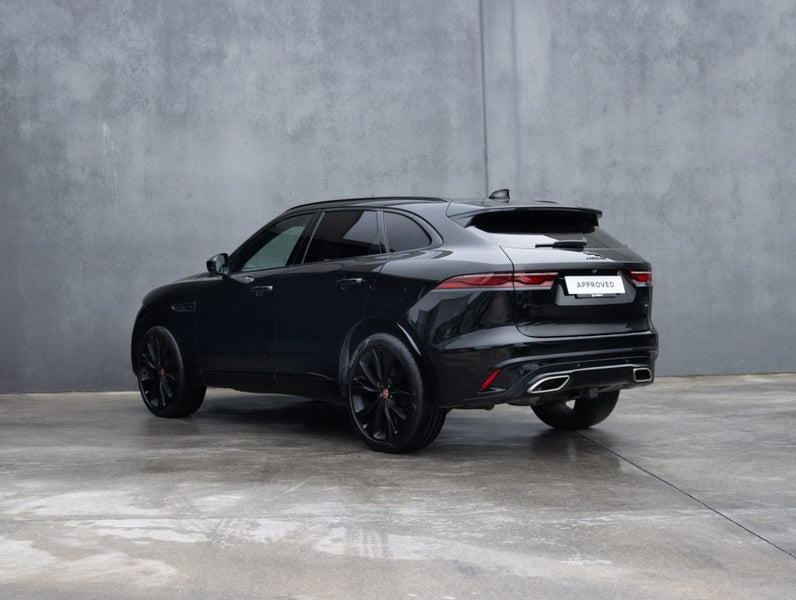 2022 Jaguar F-PACE D300 R-Dynamic HSE image 2