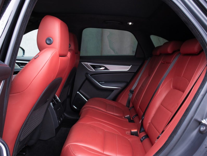 2022 Jaguar F-PACE D300 R-Dynamic HSE image 5