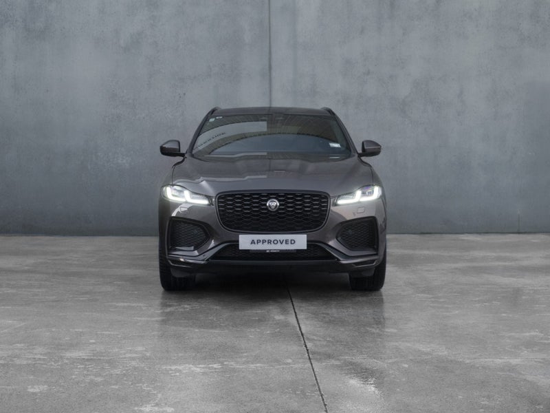 2022 Jaguar F-PACE P400 R-Dynamic HSE image 2