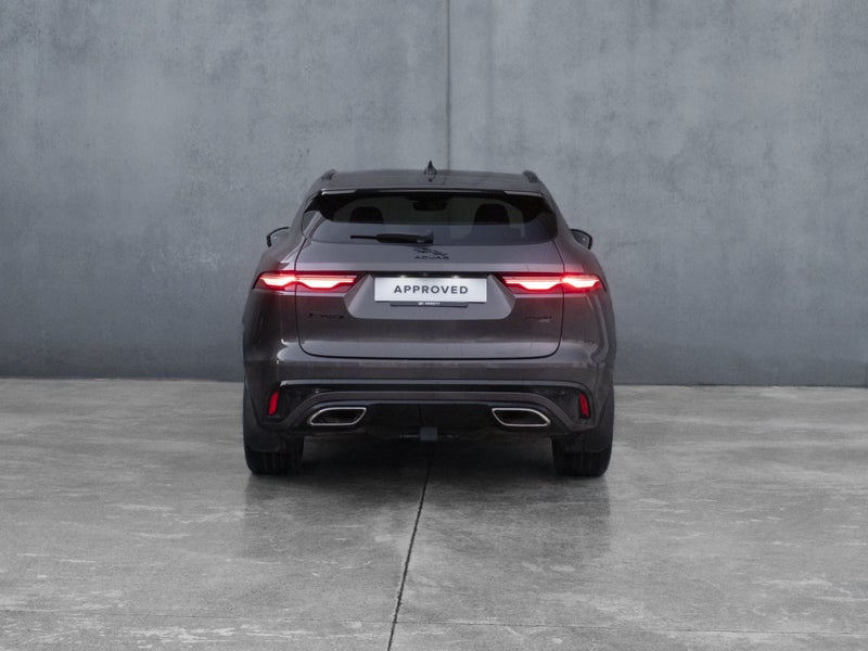 2022 Jaguar F-PACE P400 R-Dynamic HSE image 5
