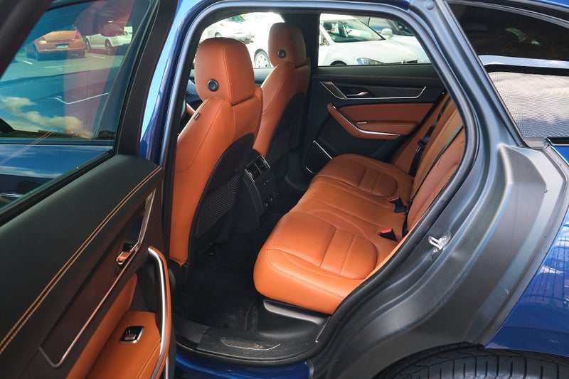 2022 Jaguar F-PACE P400 R-Dynamic HSE image 4